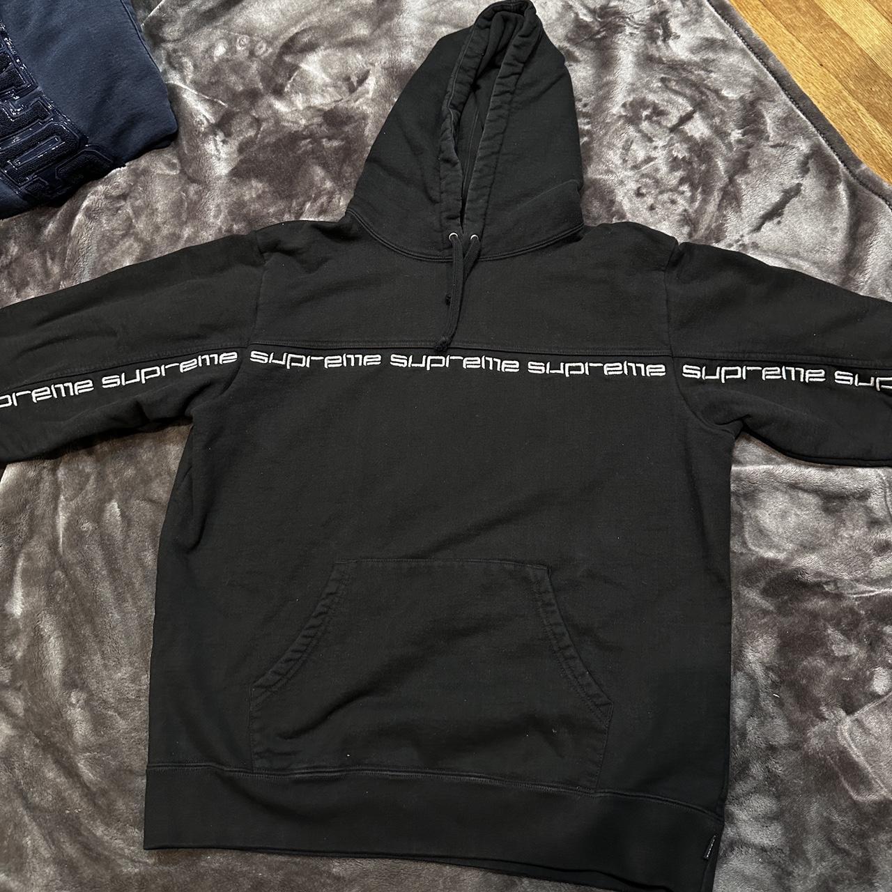 Supreme hoodie hotsell black friday