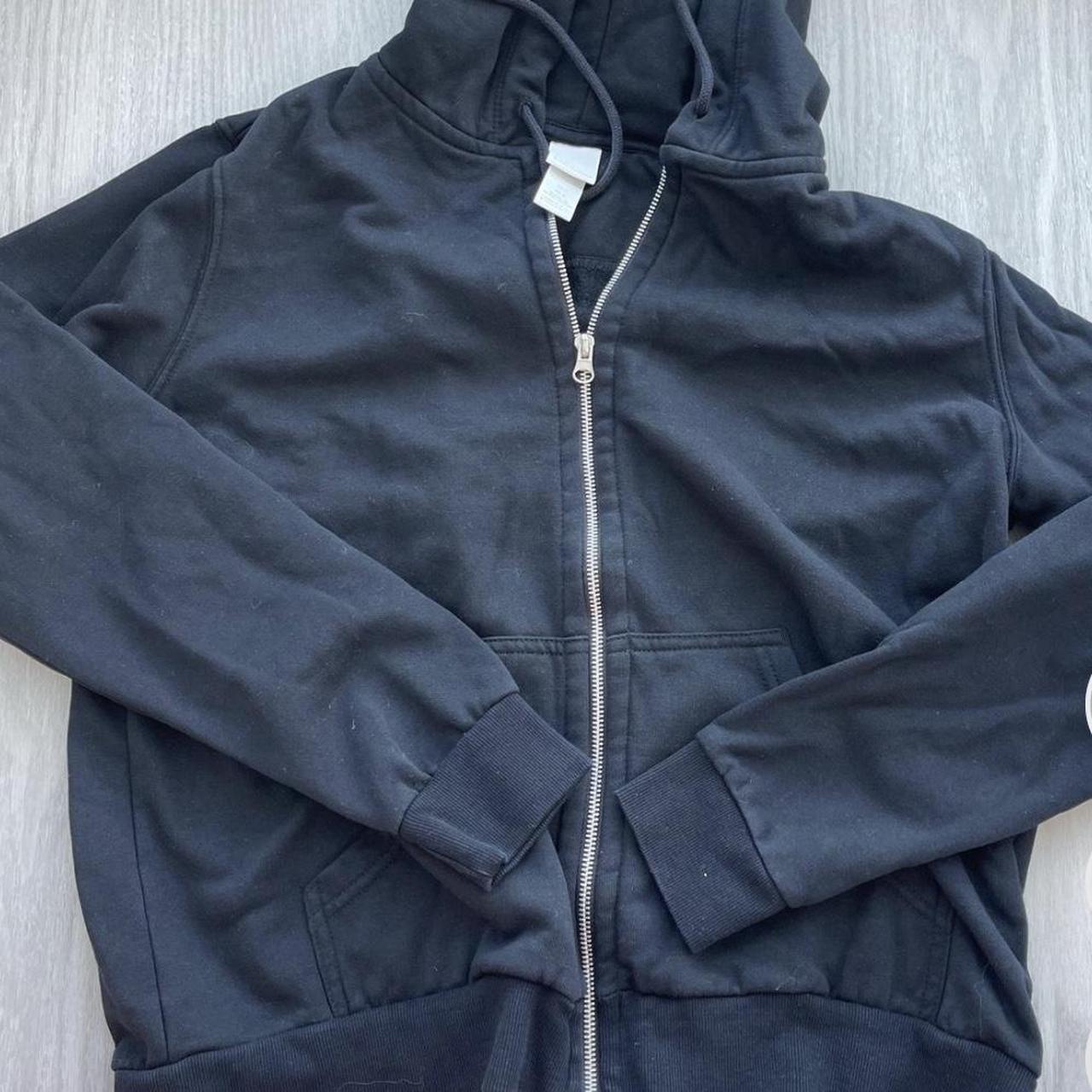 h&m zip up hoodie size large but best fits... - Depop