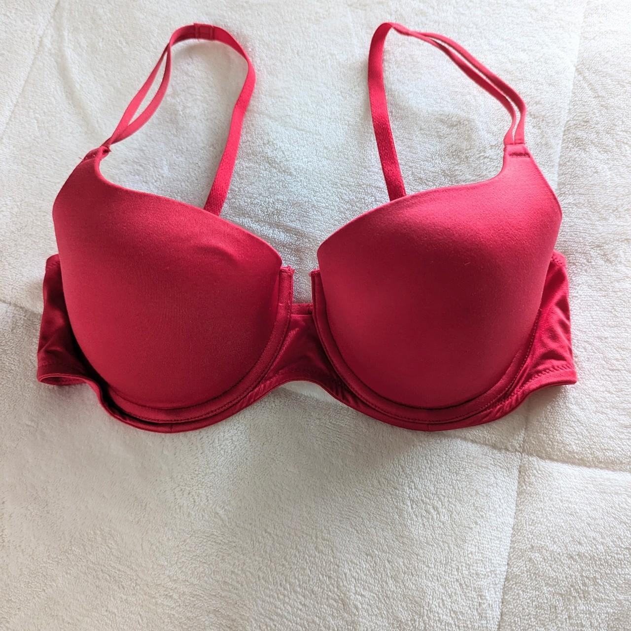 💓FREESHIPPING 💓 NEW!! Victoria Secret medium size - Depop