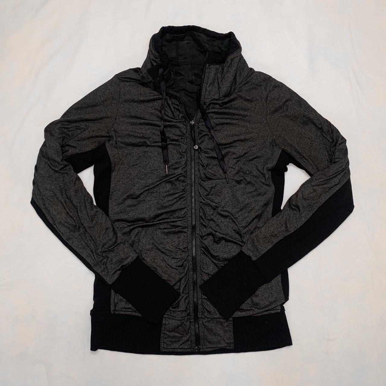 Lululemon reversible store jacket 6