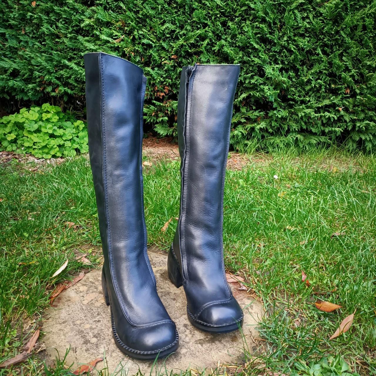 Schuh Women's Black Boots Depop