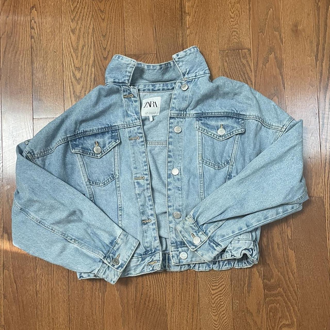 Zara cropped blue denim jacket FREE SHIP Runched... - Depop