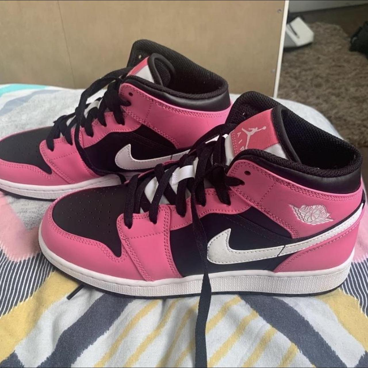 Repop Pink And Black Nike Jordan’s 💗🖤 Don’t Reach - Depop