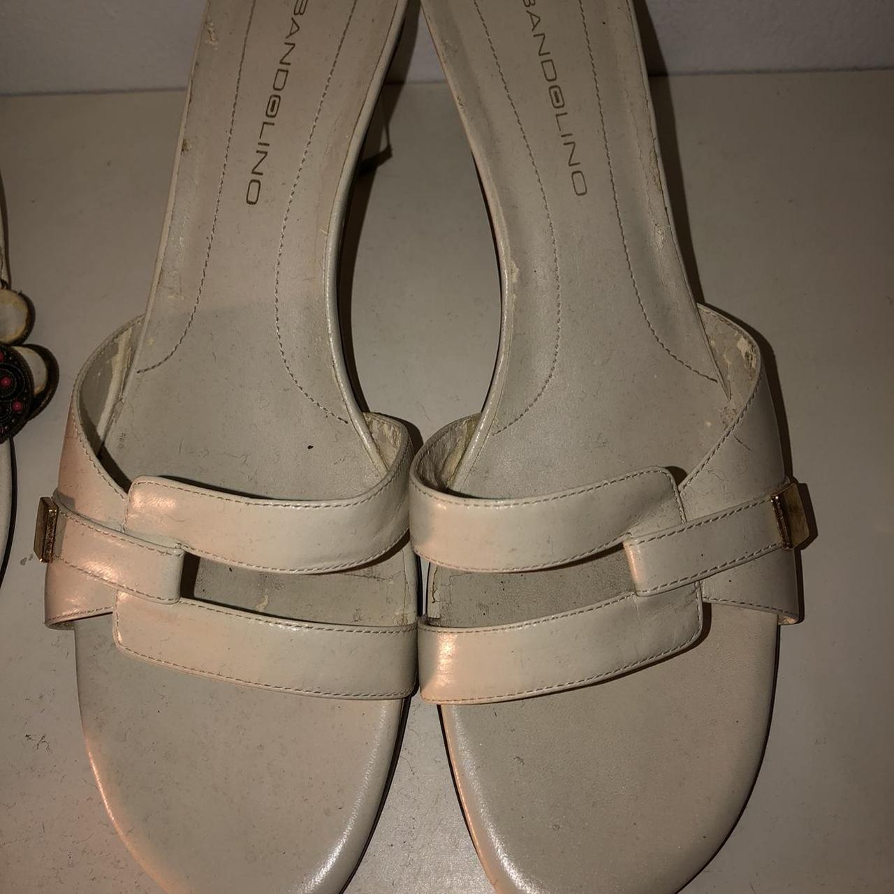 bandolino kitten heels