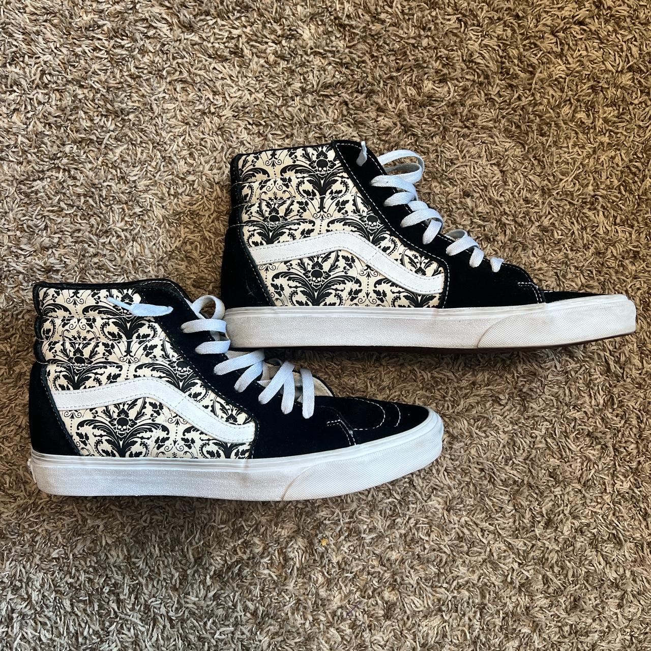 Vans sk8 hi deals forgotten bones