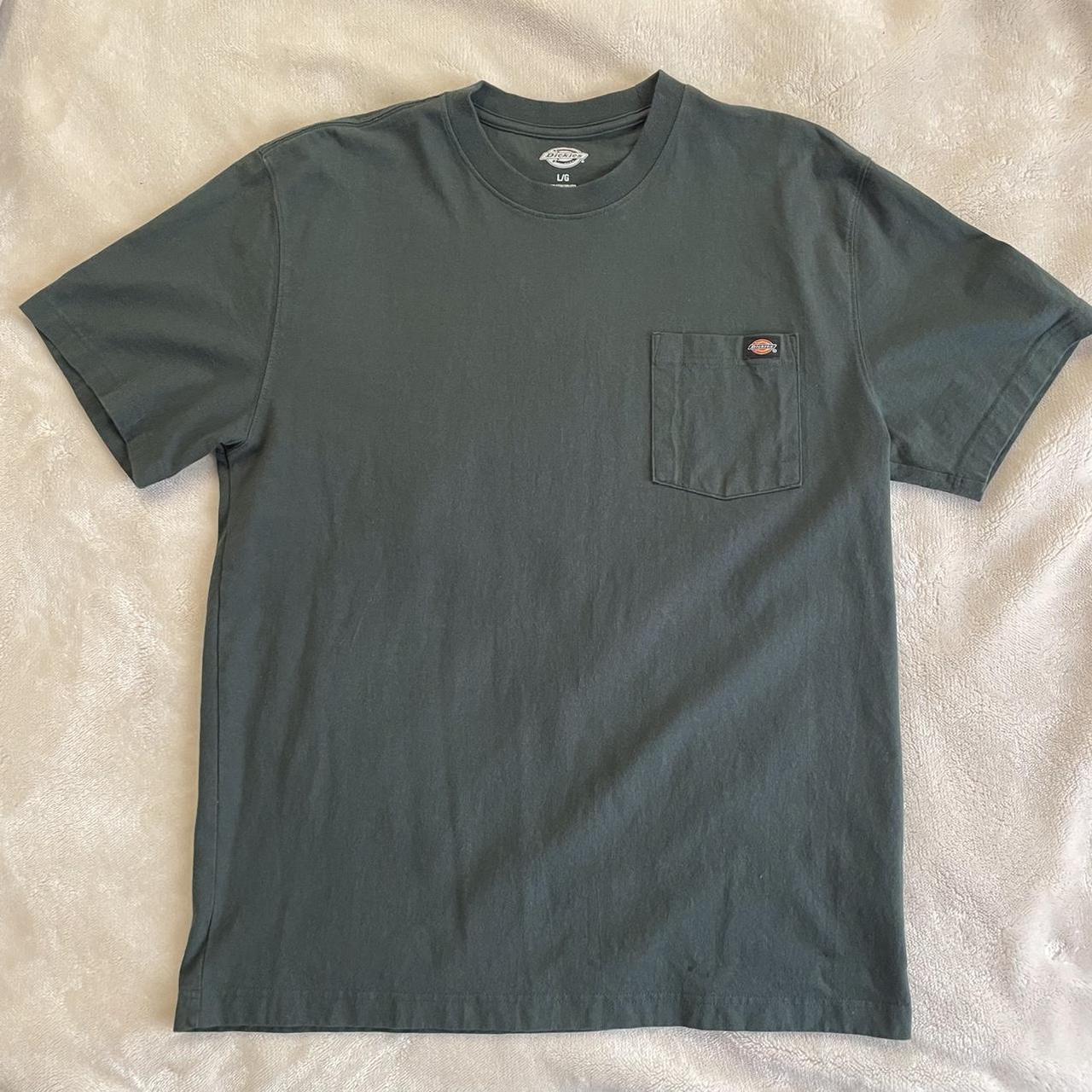 Dickies Men's Green T-shirt | Depop