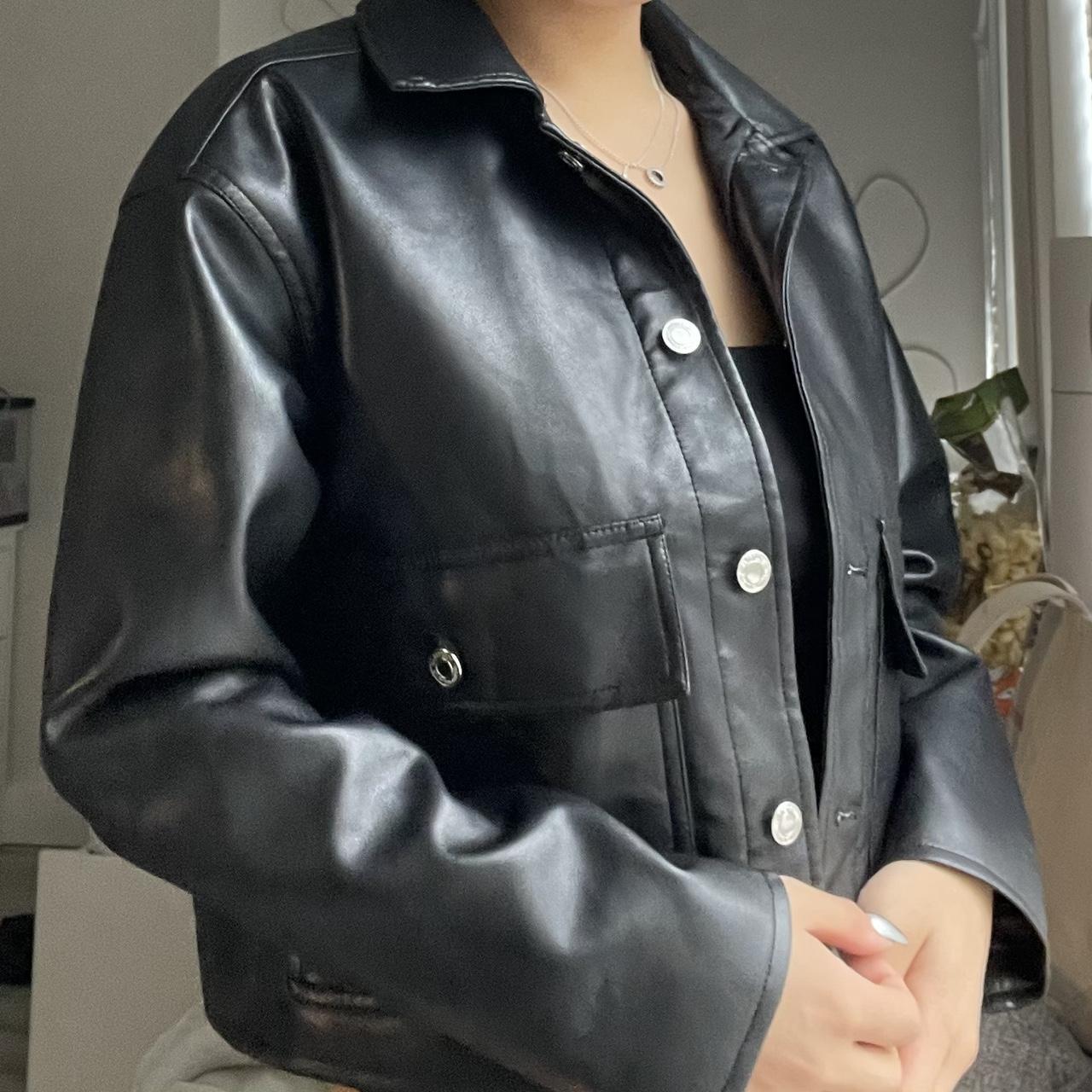 Pull&Bear Women's Black Jacket | Depop