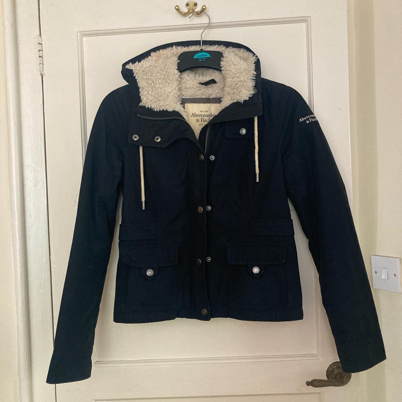 Abercrombie cropped y2k jacket So soft and... - Depop