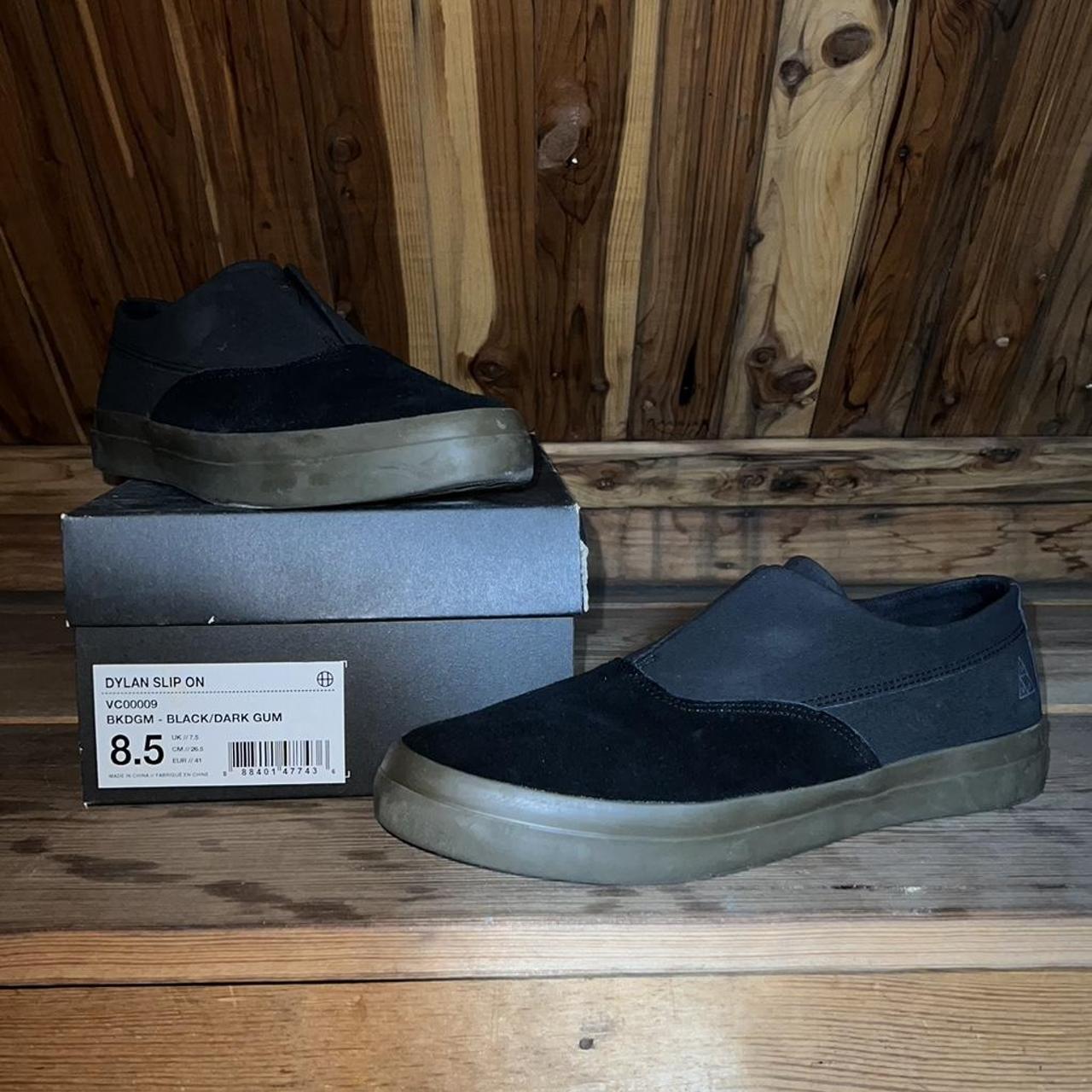 Huf Dylan Slip on 8.5 Mint condition with box #huf - Depop
