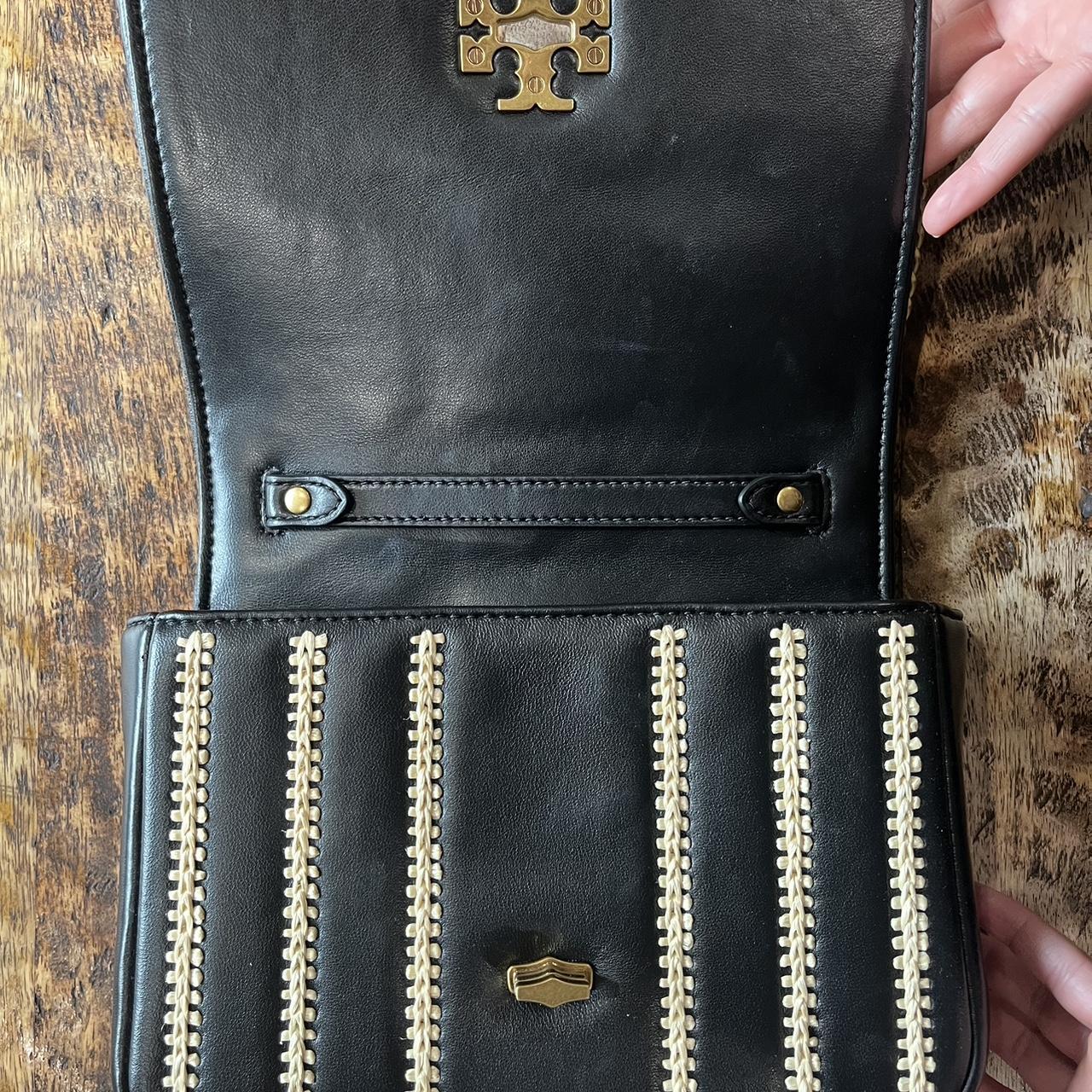 Tory Burch Leather Gold Chain Purse. - Depop