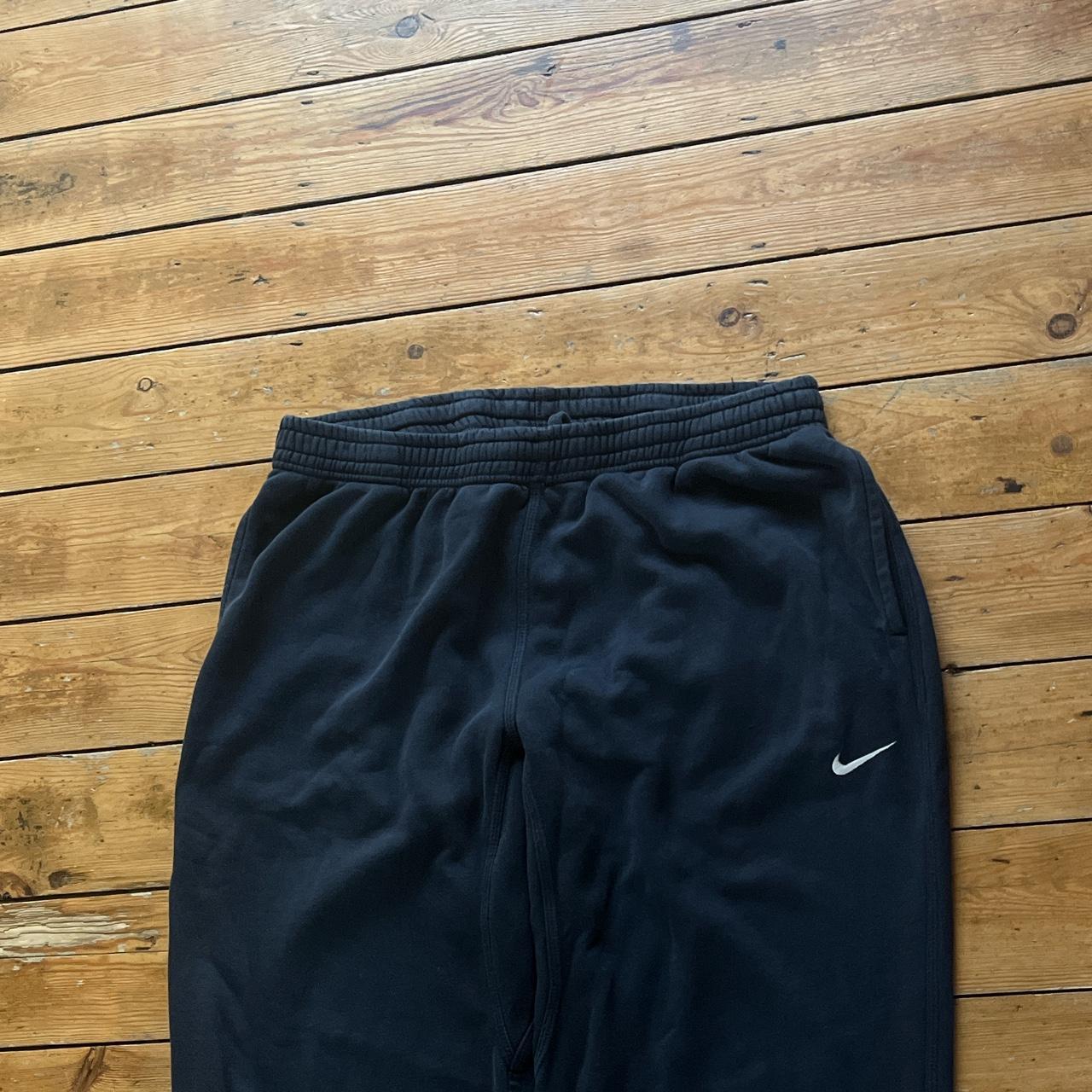 Super sick vintage baggy Nike fleeced joggers in a... - Depop