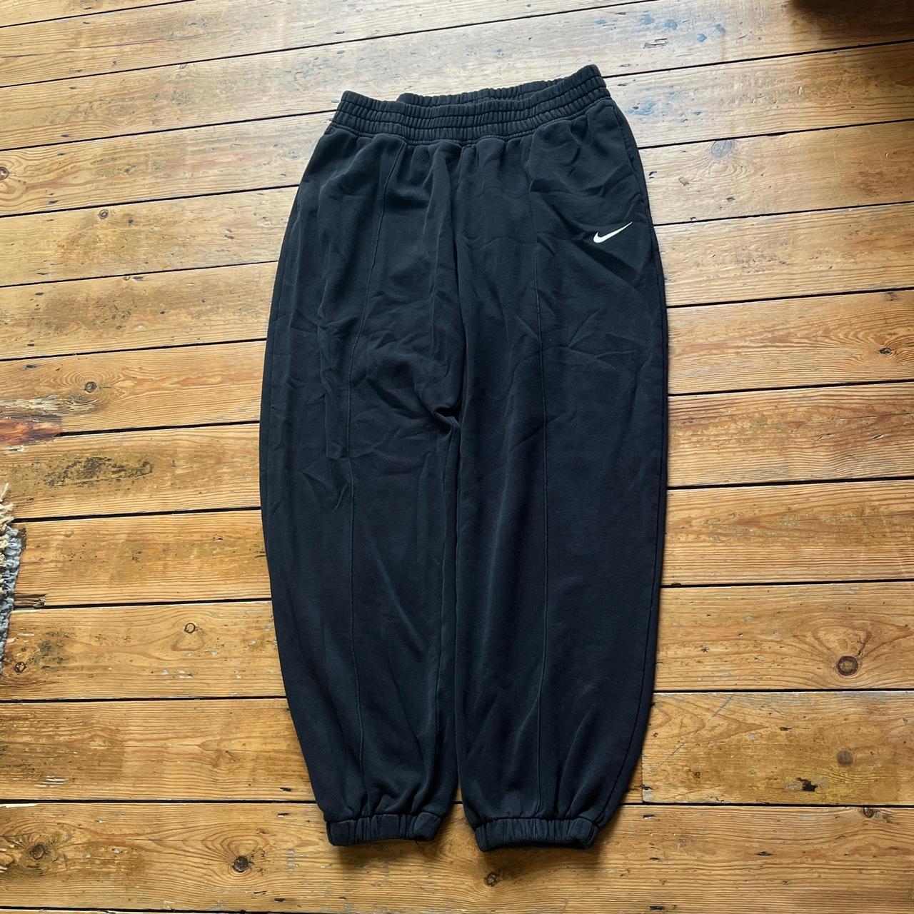 Super sick baggy Nike joggers in black with a white... - Depop