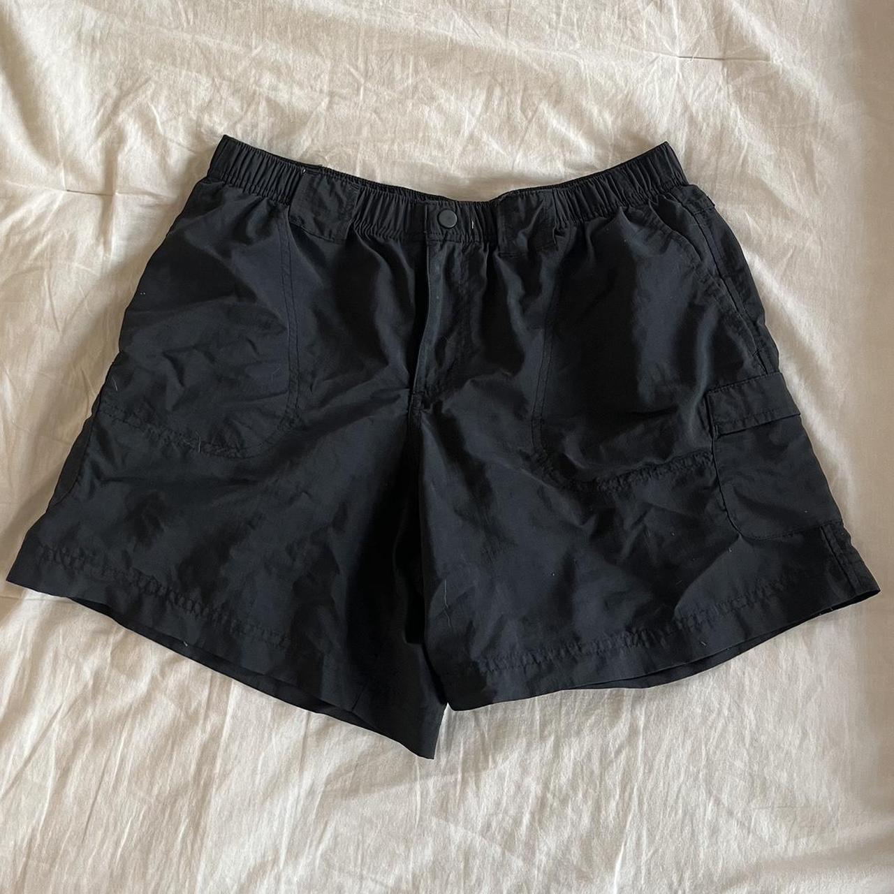 Columbia Sportswear Women's Black Shorts | Depop