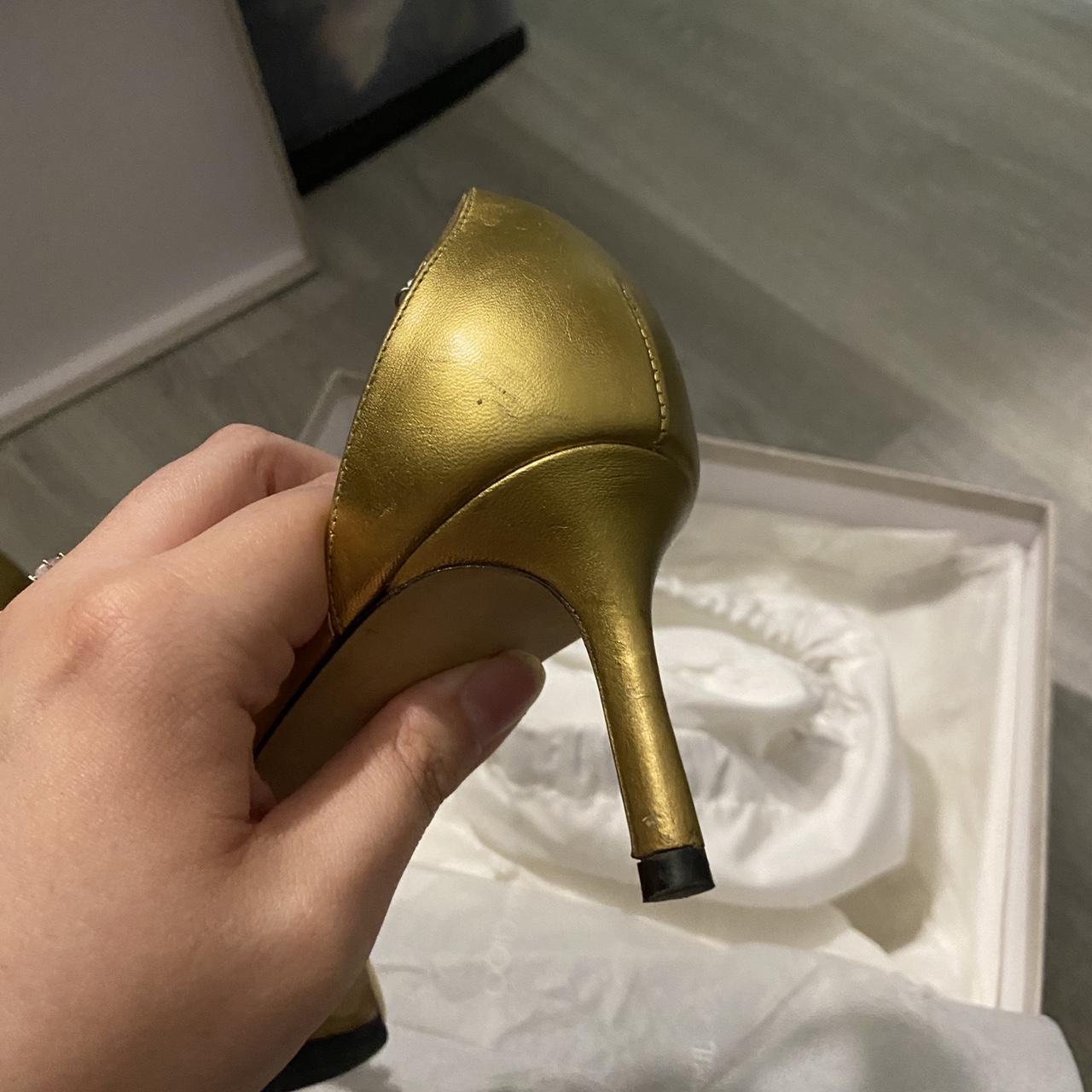 Jimmy Choo ♡ SHILOH サイズ39 jimmy choo gold shiloh 60 mm size 39 retail | Depop