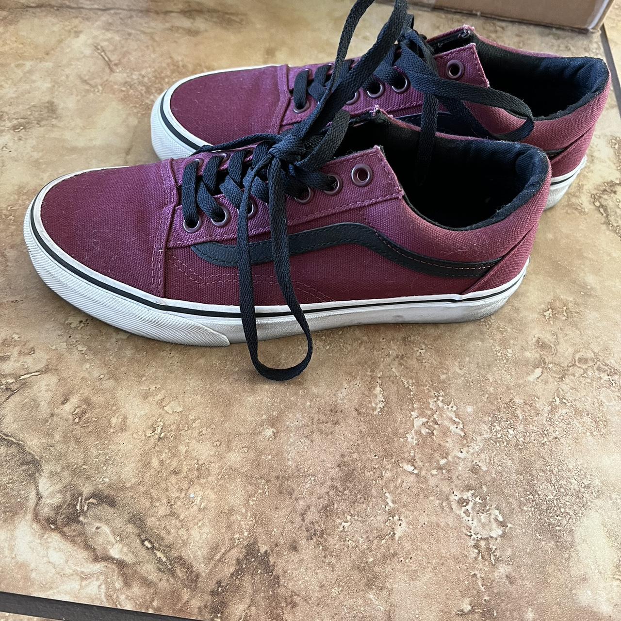 Maroon old skools only worn 2 or 3 times. Women’s 8... - Depop