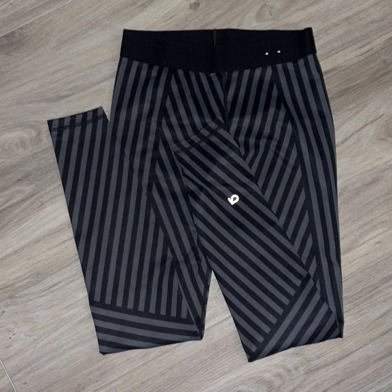 Gap striped hot sale leggings