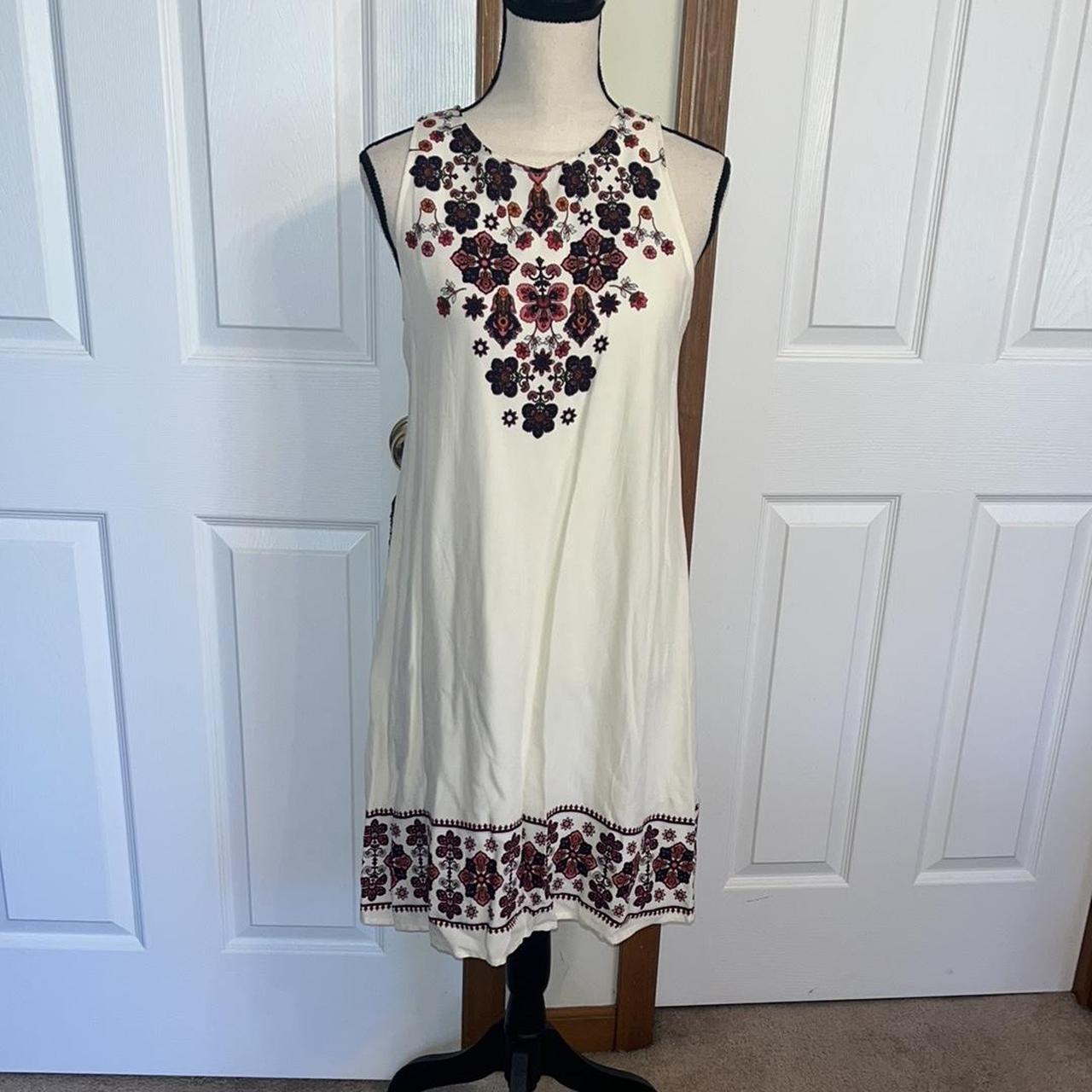 Xhilaration Women's Party Dress - Cream/White - S – Cute white dress with colorful floral design …