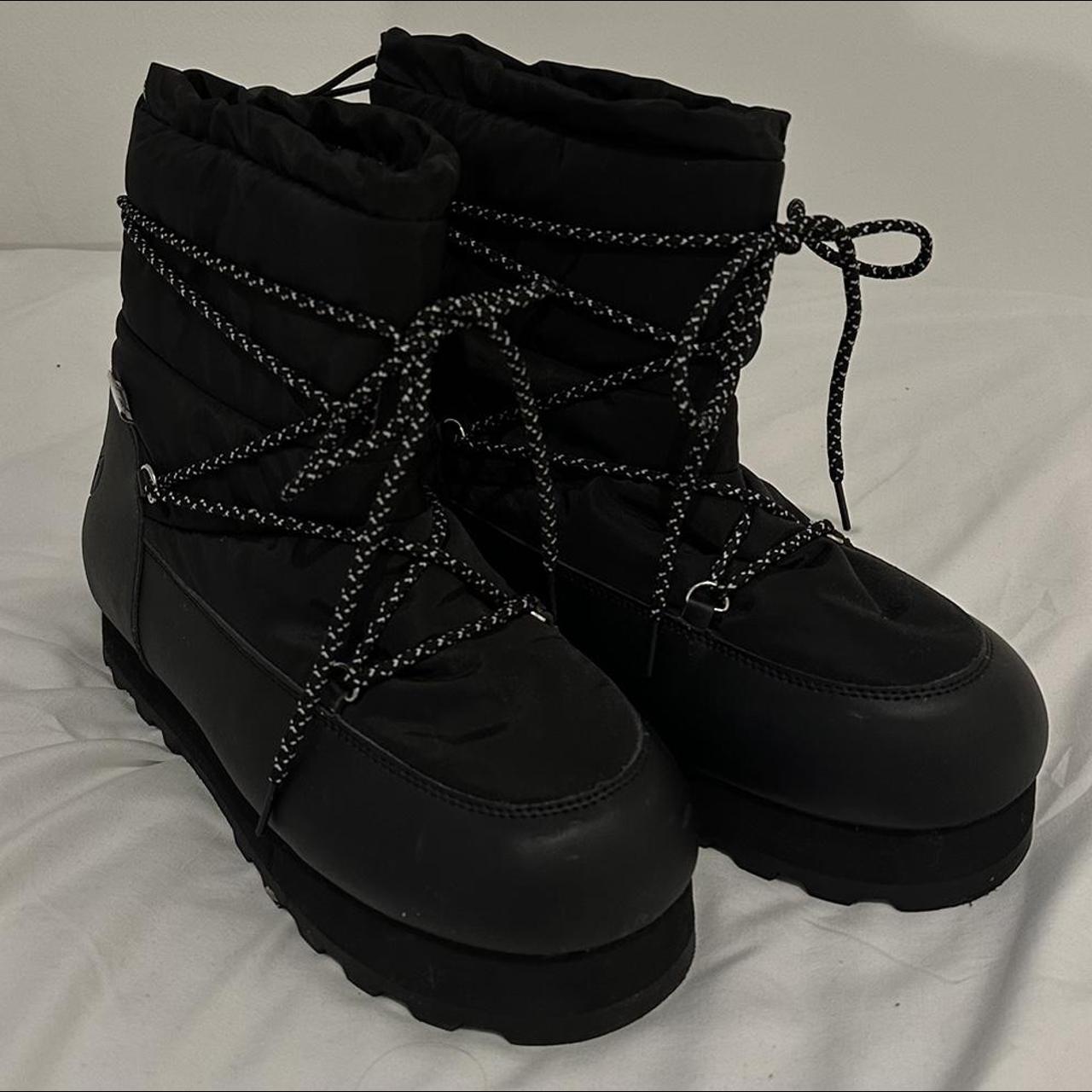 Juicy Couture snow boots size 7.5-8.5 (41) Super... - Depop