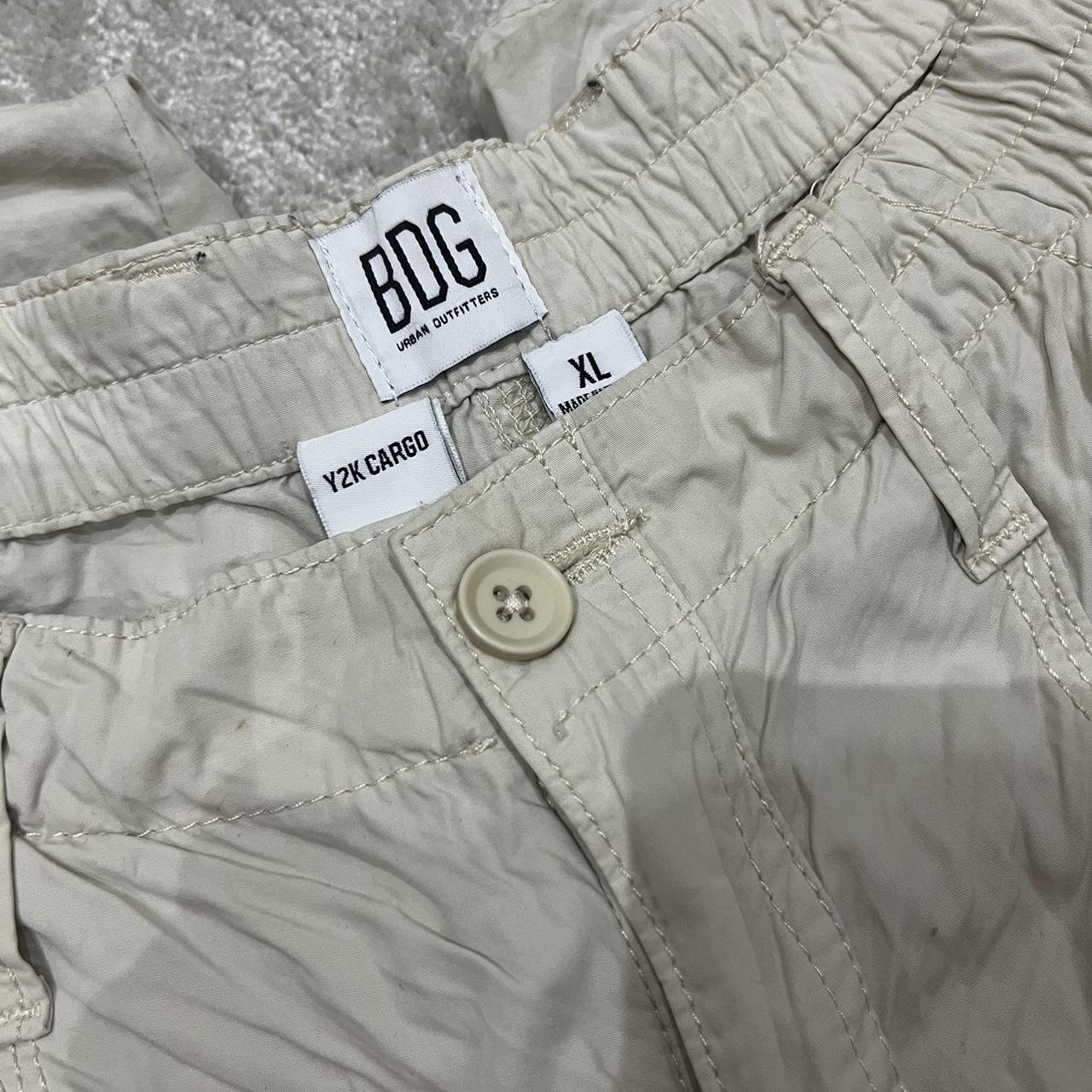 URBAN Y2K CARGOS XL CREAM CARGOS NEVER WORN PERFECT... - Depop