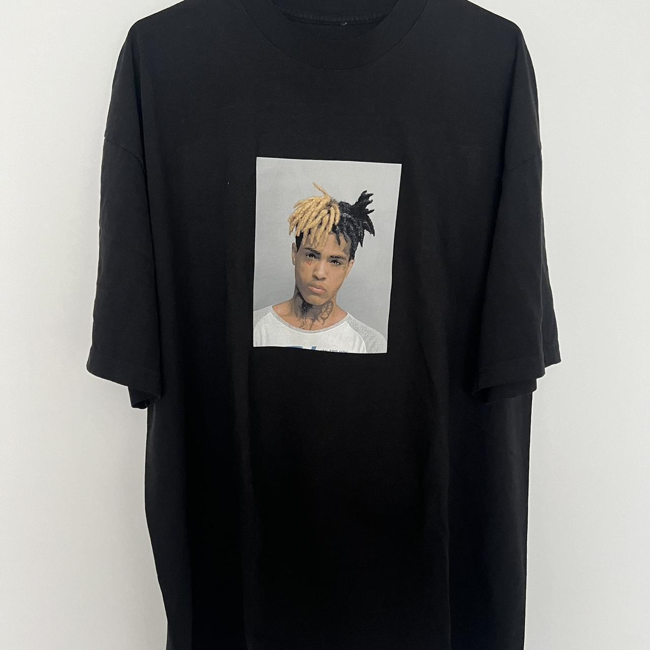 Xxxtentacion mugshot tee Size XL oversized Black... - Depop