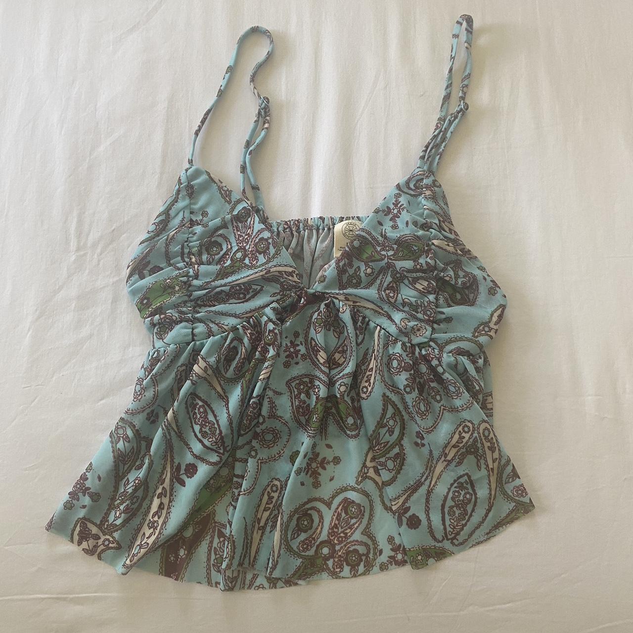 urban outfitters patterned cami top so flattering... - Depop