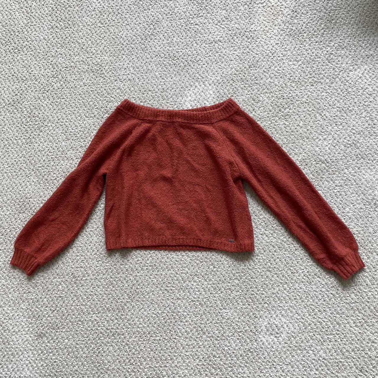 Hollister off sale the shoulder jumper