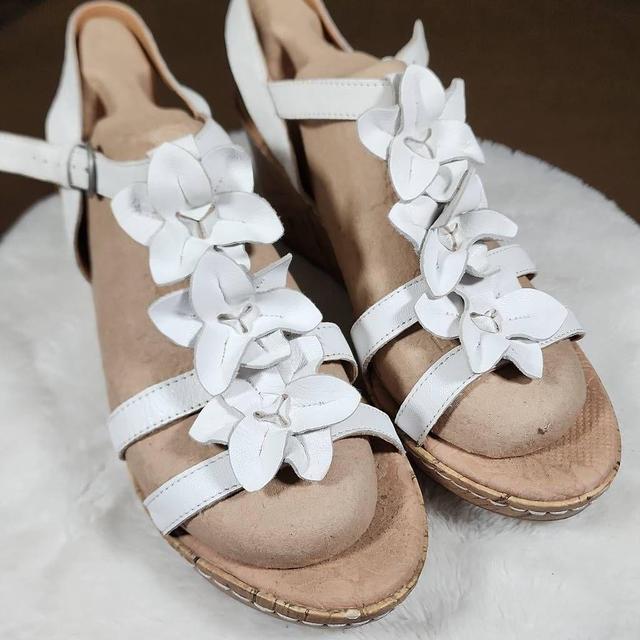 Boc wedge sandals with flowers hot sale