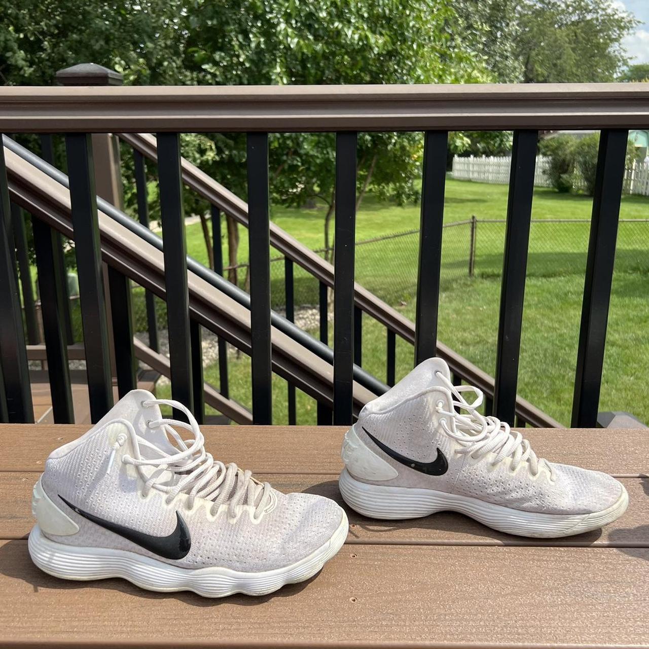 nike hyperdunk size 11.5