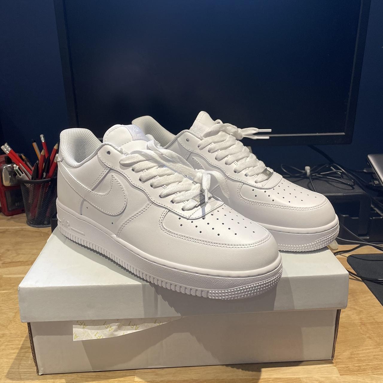 white airforces size 4