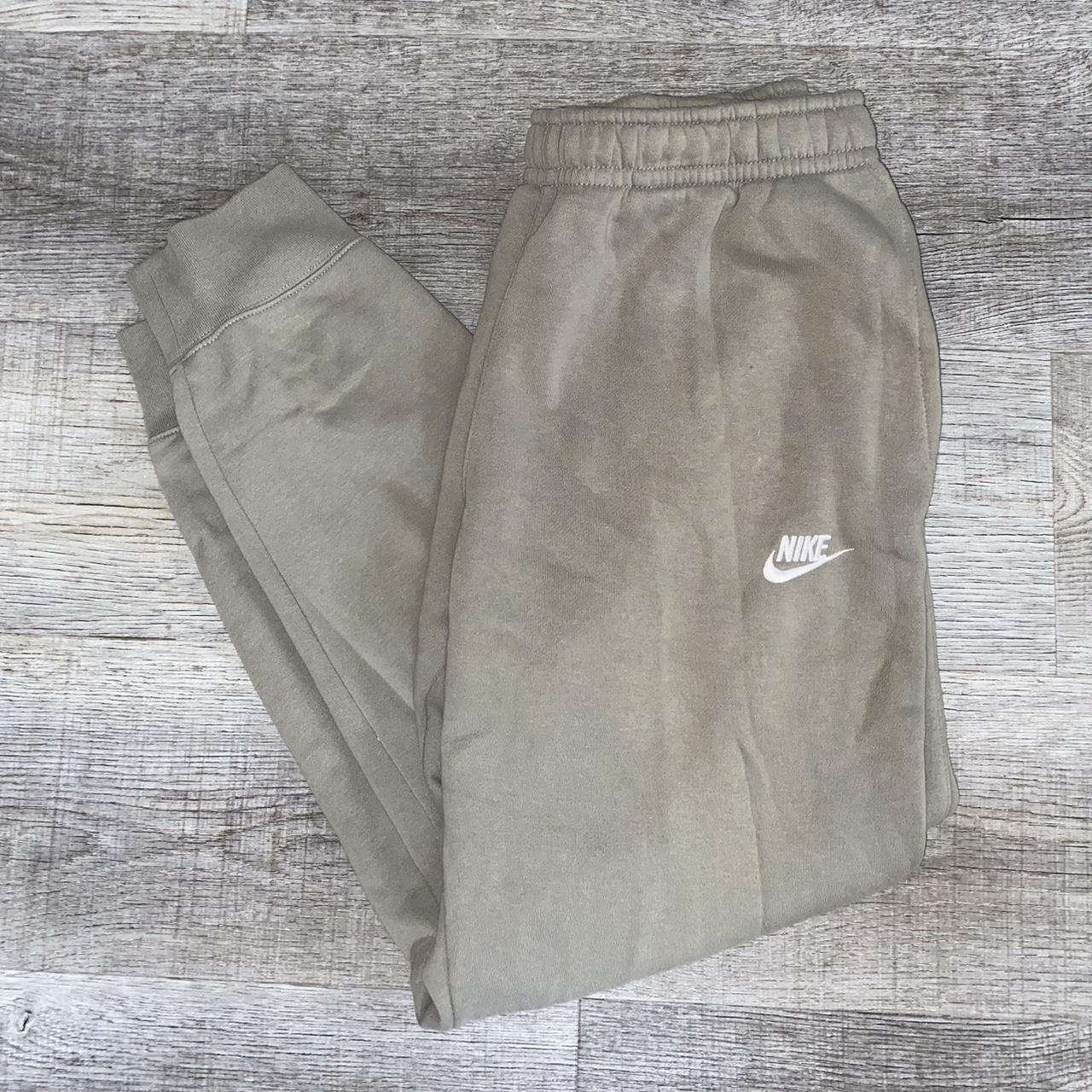 mens khaki nike joggers