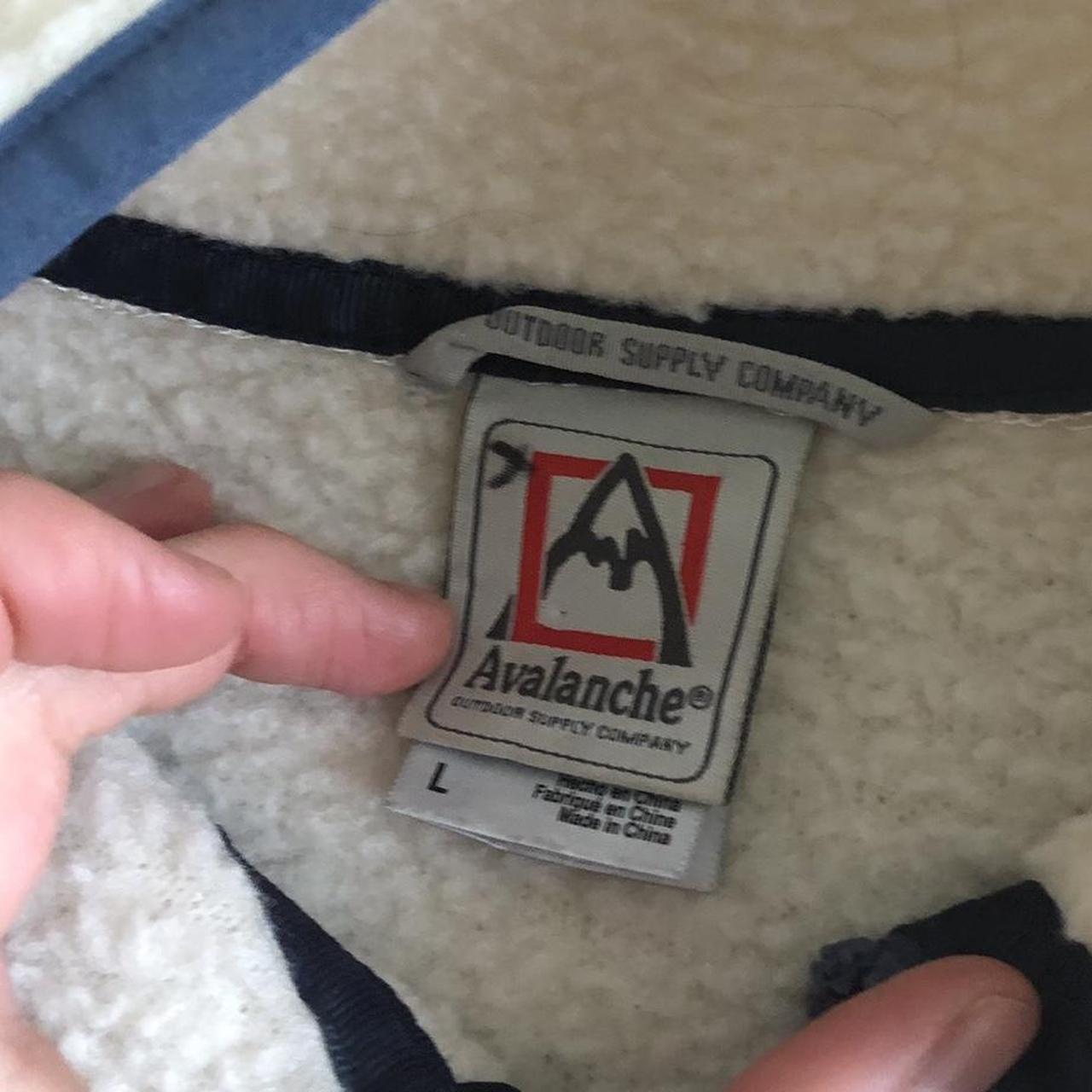 Avalanche Size M Full Zip Sweatshirt - This gray - Depop