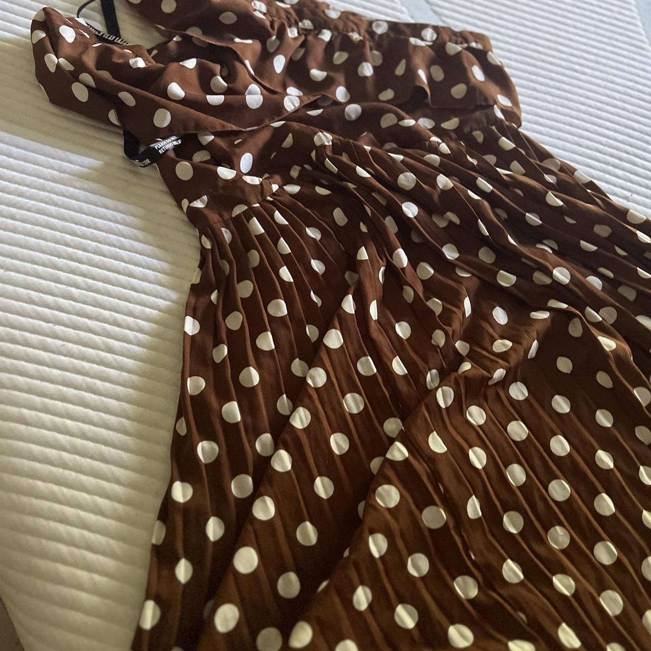 Chocolate polka dot one shoulder hot sale ruffle detail pleated midi dress