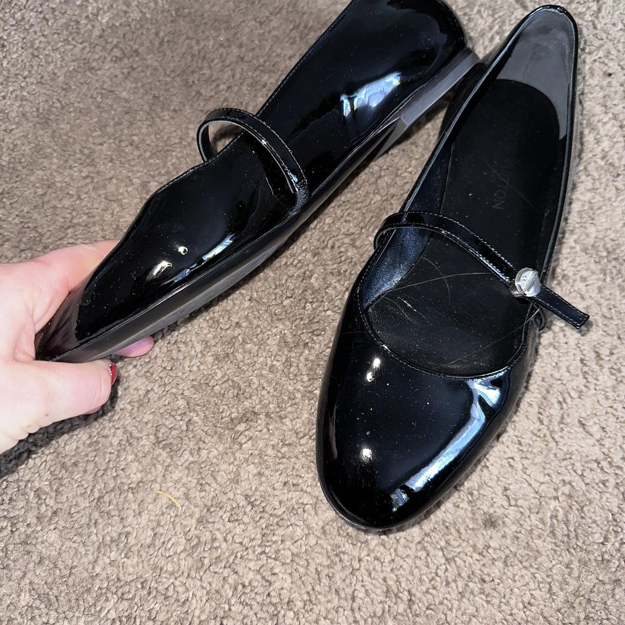 item listed by msmsclosetcleanout