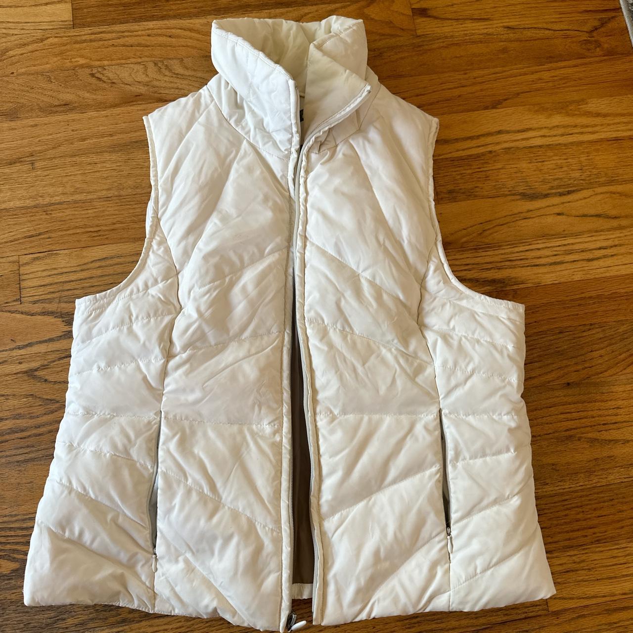 Kenneth Cole Women's White Gilet | Depop