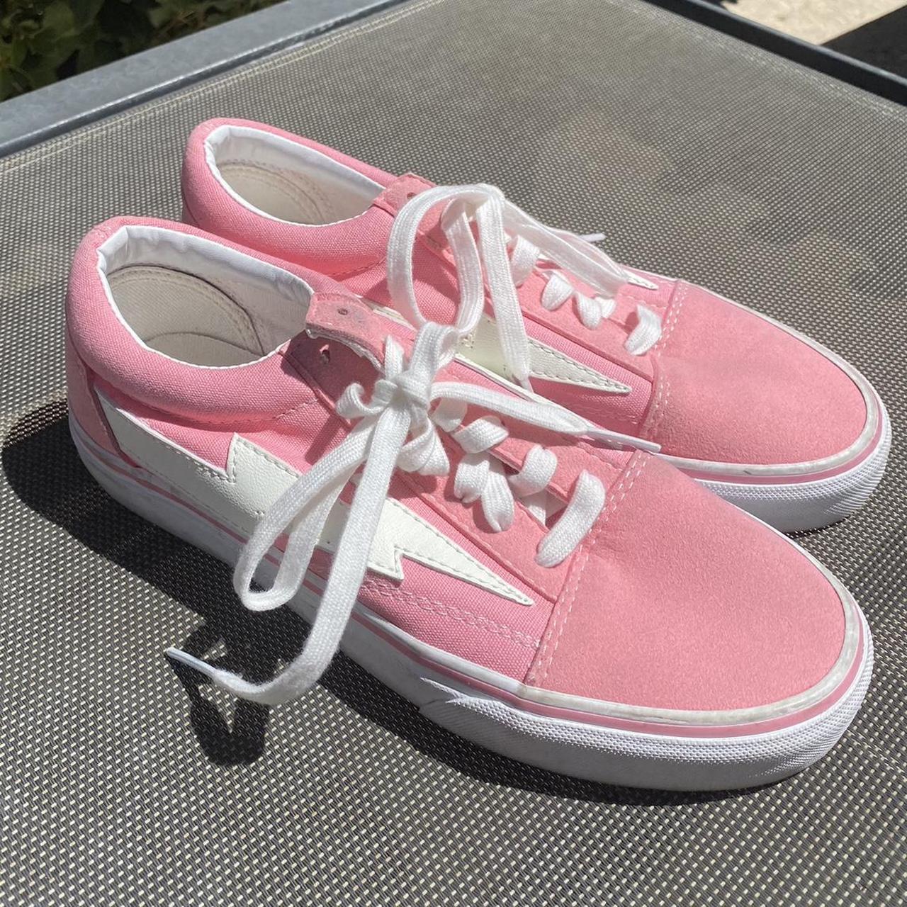 Revenge x storms pink. Mens us 6 but fit me great as