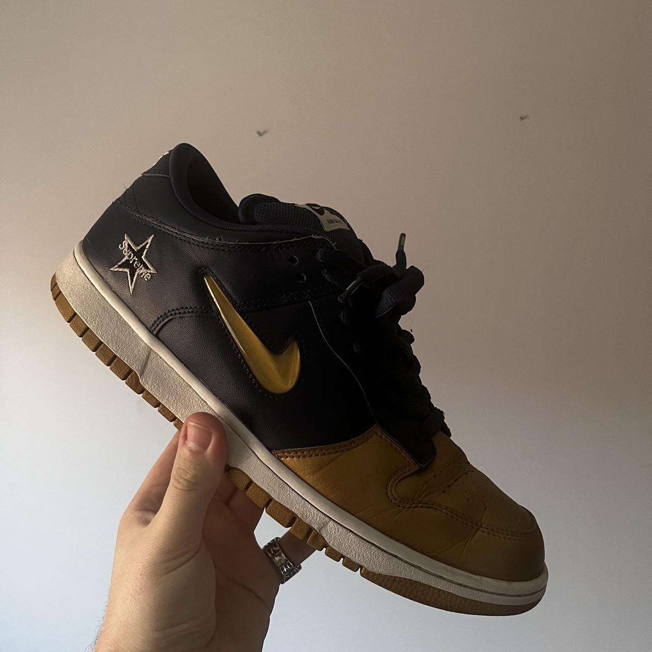 Supreme Jewel Swoosh Supreme Dunk On Feet Supreme Nike Sb Dunk Low