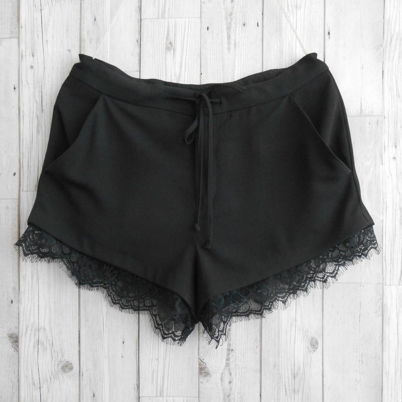FOREVER 21, Lace Trim Shorts, black, feature