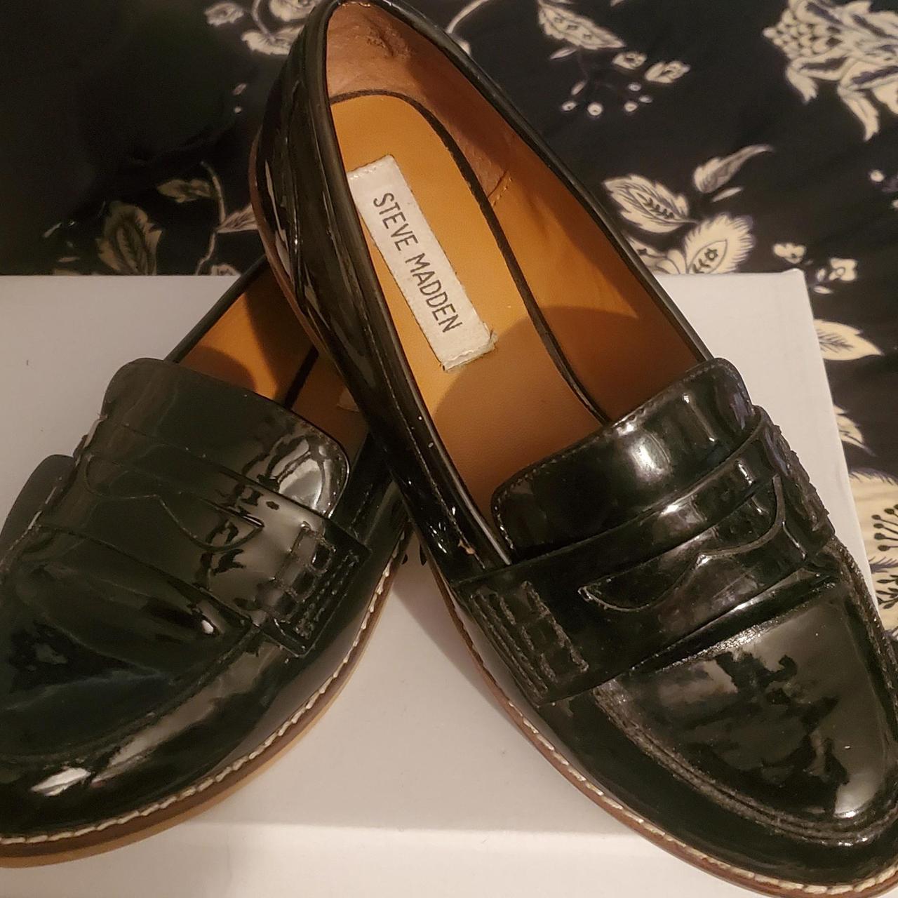 Steve Madden Women's Black Loafers | Depop