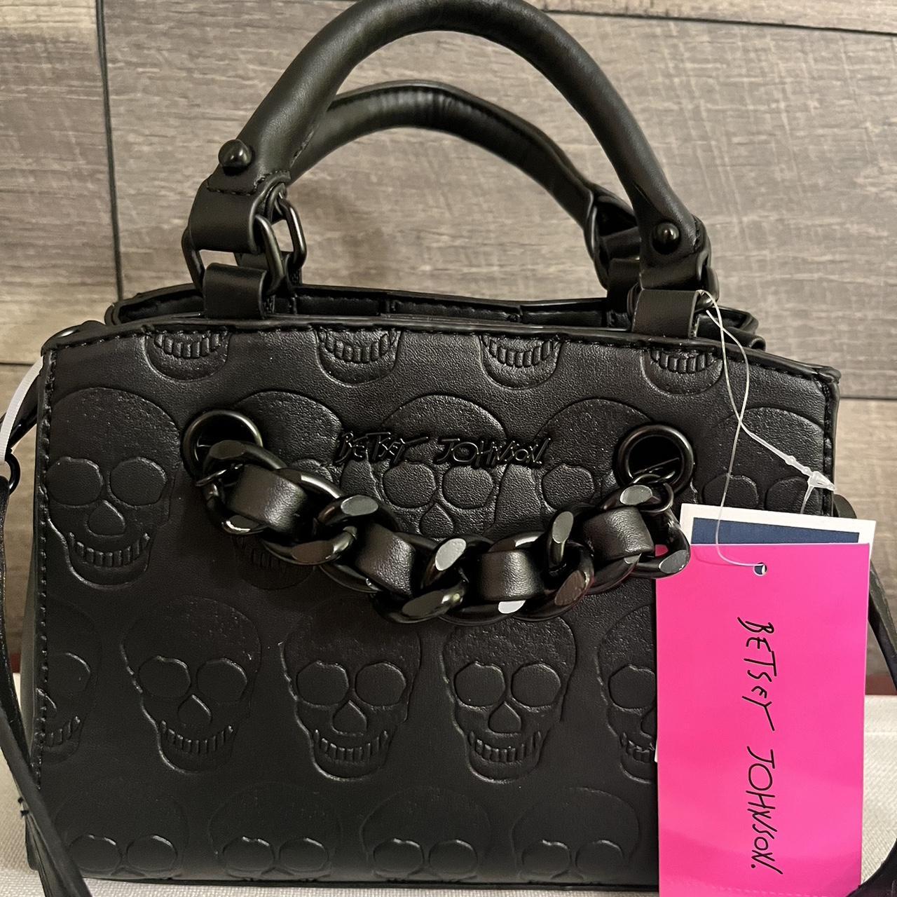 Betsey johnson skull discount handbag