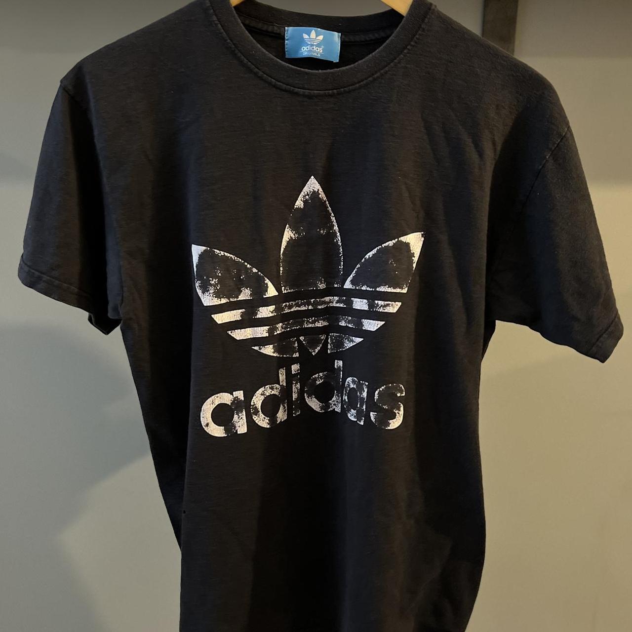 Adidas Originals Men's T-shirt | Depop