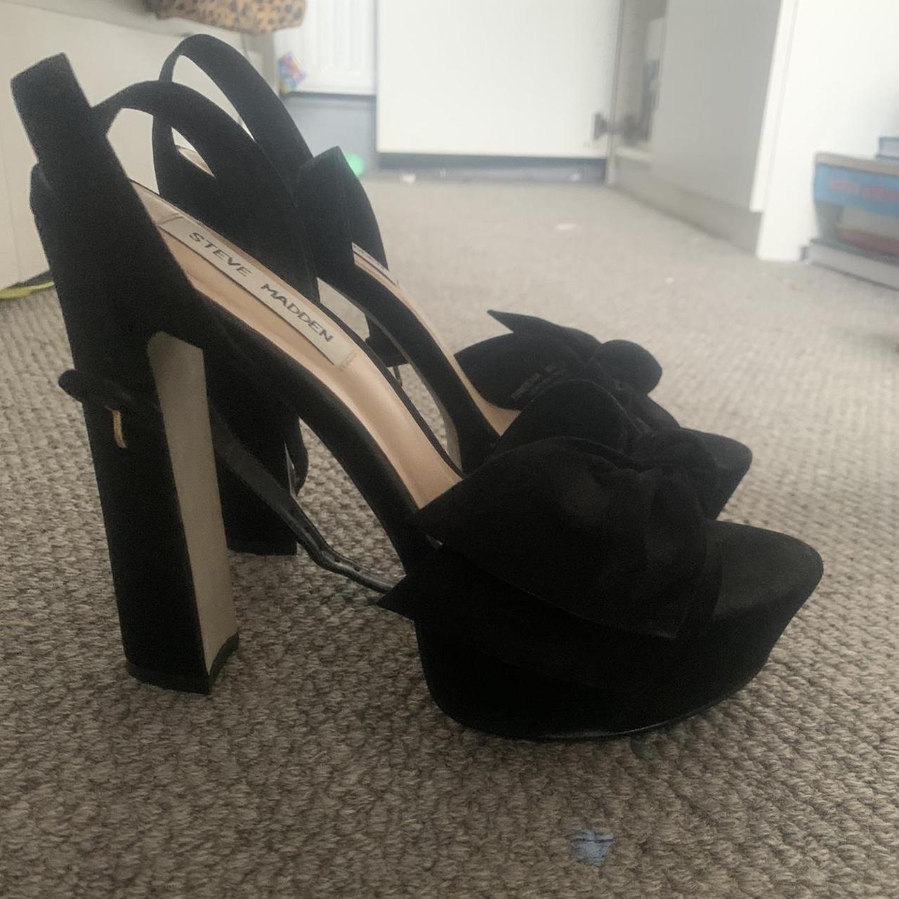 Steve Madden black suede platform heels Great... - Depop