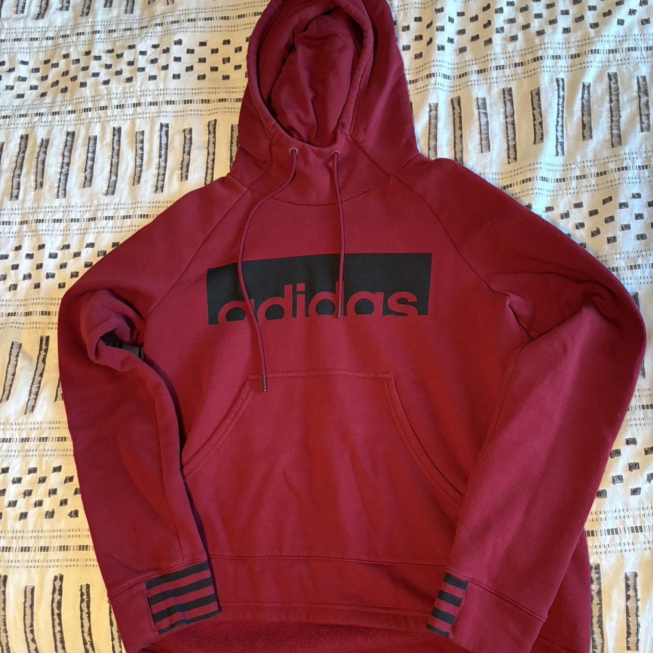 Adidas hoodie best sale with thumb hole