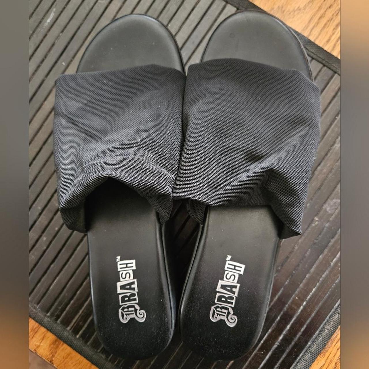 Payless flip hot sale flops