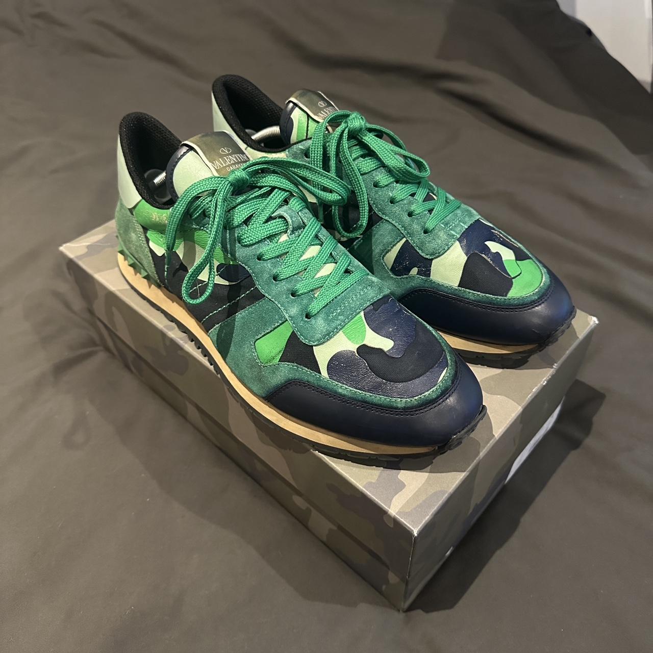 Valentino rock sale runners