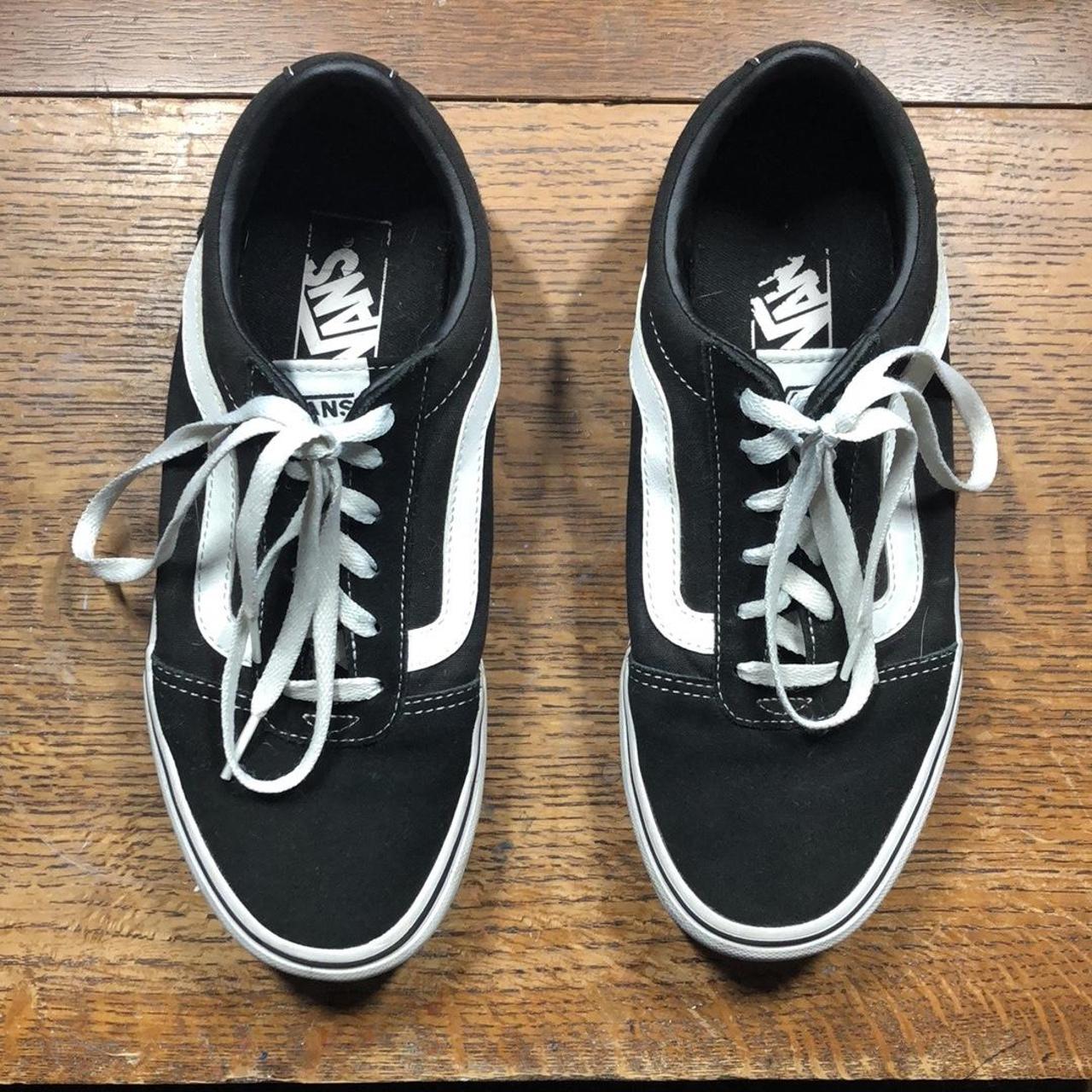 CLOTHES: Old School Vans Women’s size 8.5 Lightly... - Depop