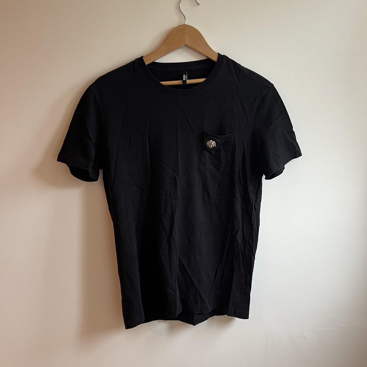 Plain black Versace t shirt. Very good condition