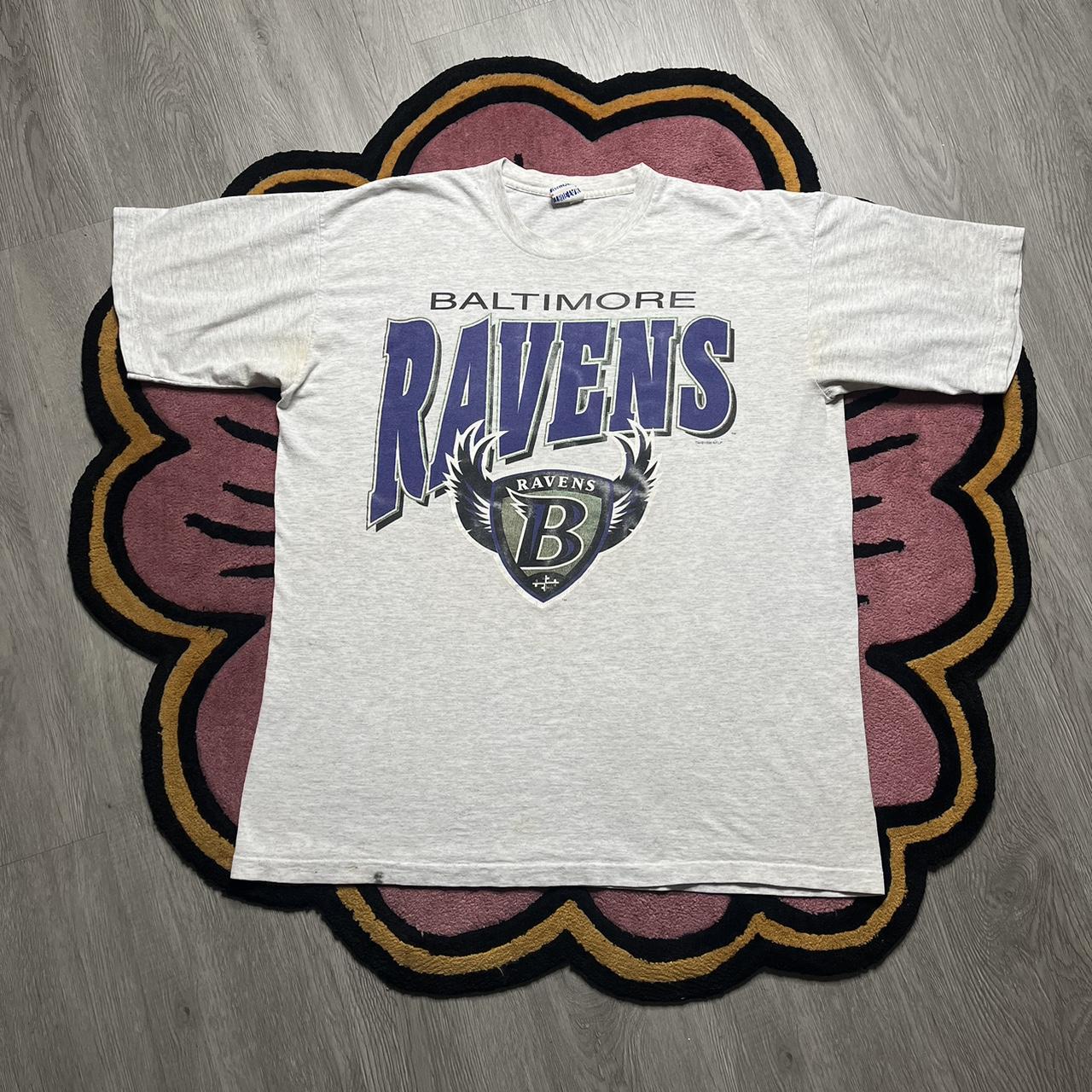 Vintage Baltimore Ravens shirt size XXL. Fits true - Depop