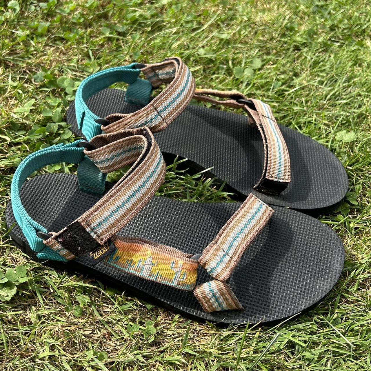 teva womens sandals size 8