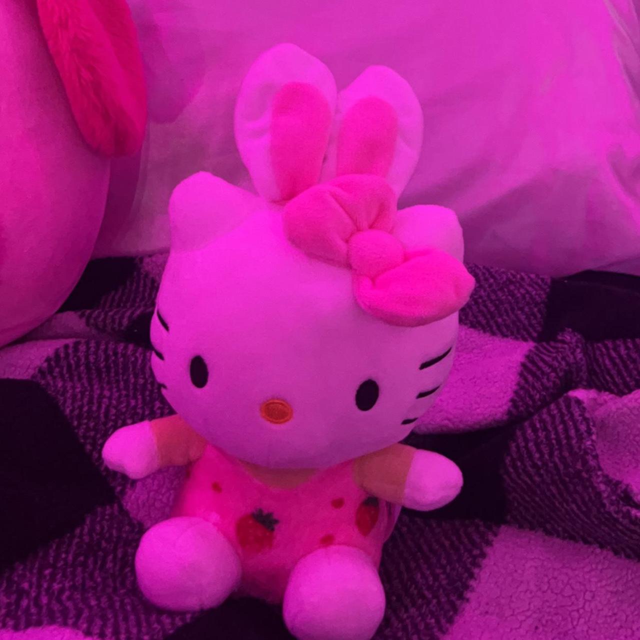 Hello Kitty Pink Stuffed-animals | Depop