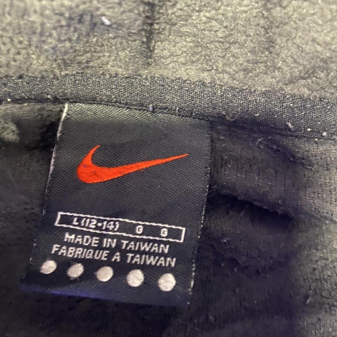 nike womens quarterzip fleece top